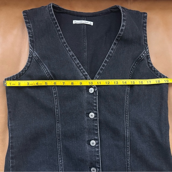 Abercrombie & Fitch Black Button-Front Midi Dress - Picture 3 of 6